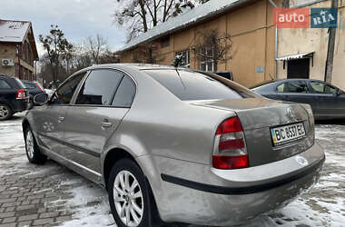 Лифтбек Skoda Superb 2008 в Львове