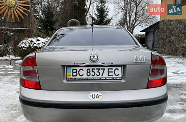 Лифтбек Skoda Superb 2008 в Львове