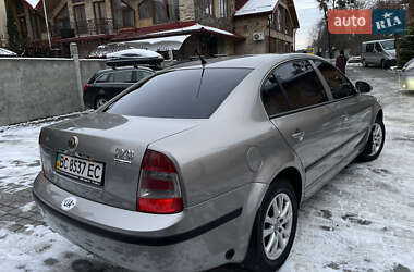 Лифтбек Skoda Superb 2008 в Львове