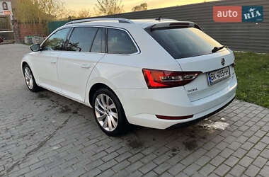 Универсал Skoda Superb 2018 в 