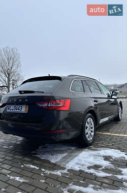 Универсал Skoda Superb 2021 в 