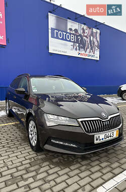 Универсал Skoda Superb 2021 в 