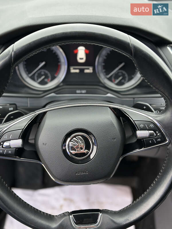 Універсал Skoda Superb 2021 в Нововолинську
