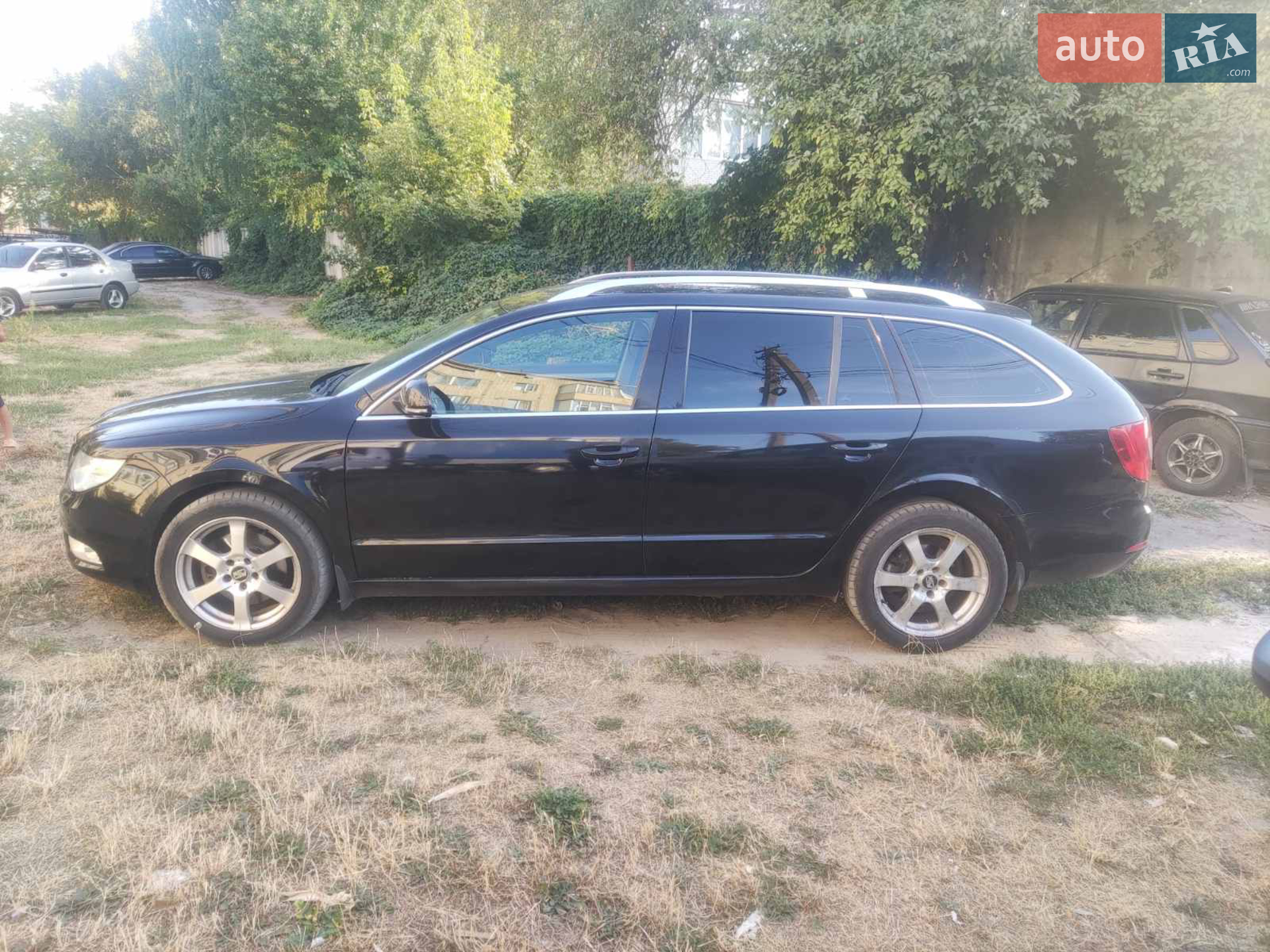 2010 Skoda Superb - мініатюра 11