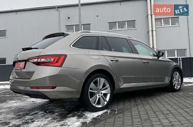 Універсал Skoda Superb 2016 в Мукачевому