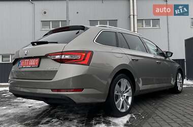 Універсал Skoda Superb 2016 в Мукачевому