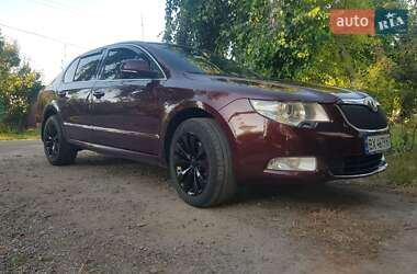 Лифтбек Skoda Superb 2012 в 