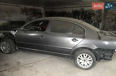 Ліфтбек Skoda Superb 2005 в Дніпрі