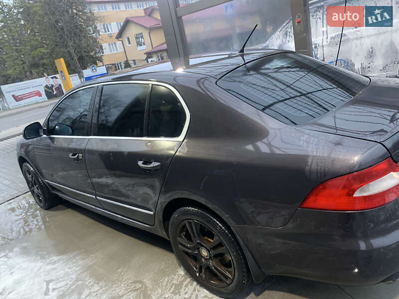Лифтбек Skoda Superb 2008 в Ивано-Франковске