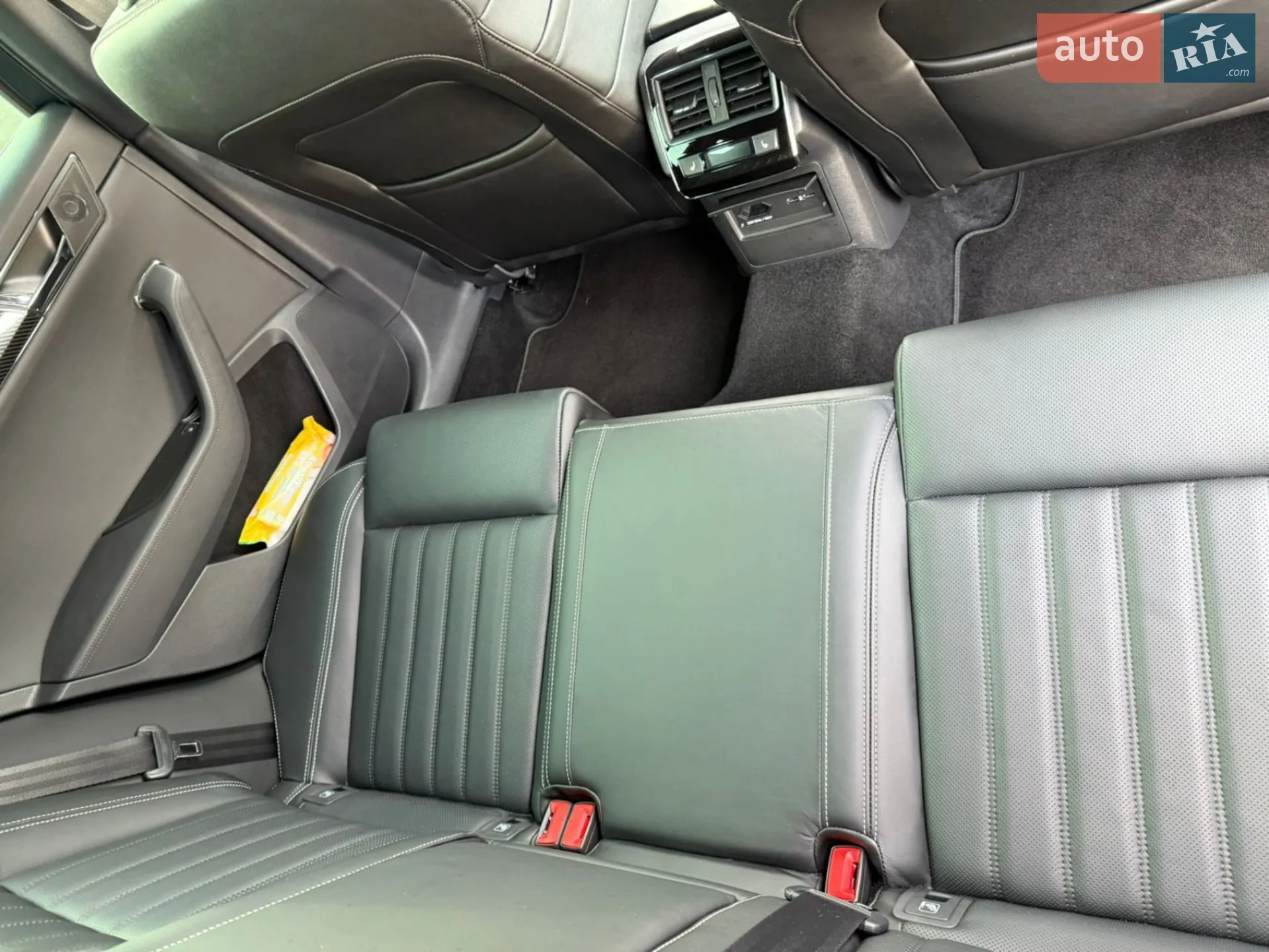 2019 Skoda Superb - мініатюра 10