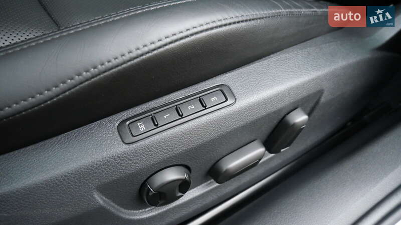 Универсал Skoda Superb 2019 в Львове