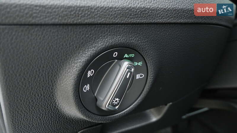 Универсал Skoda Superb 2019 в Львове