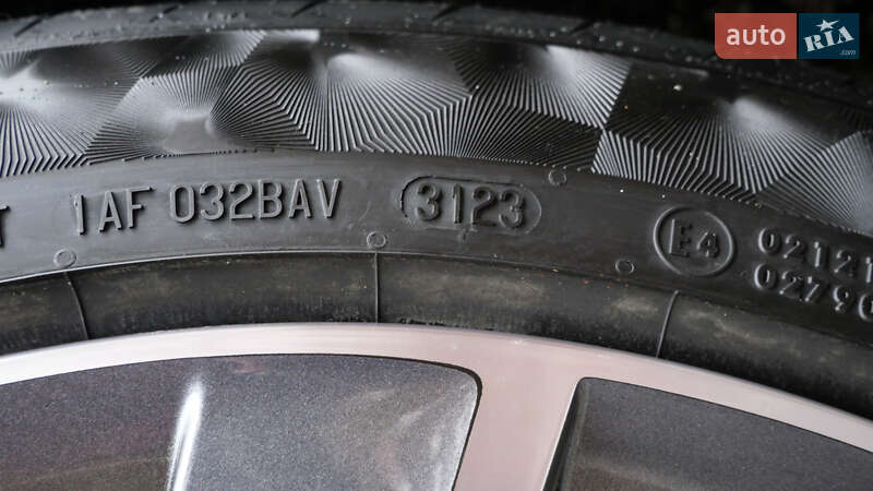 Универсал Skoda Superb 2019 в Львове