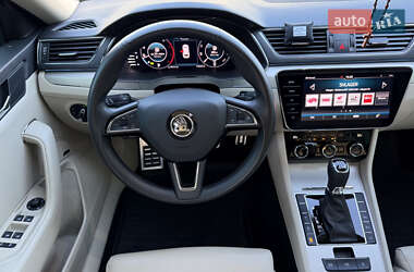 Універсал Skoda Superb 2019 в Луцьку