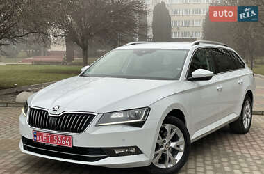 Универсал Skoda Superb 2019 в Тернополе