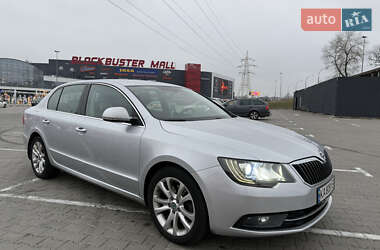 Ліфтбек Skoda Superb 2013 в Києві