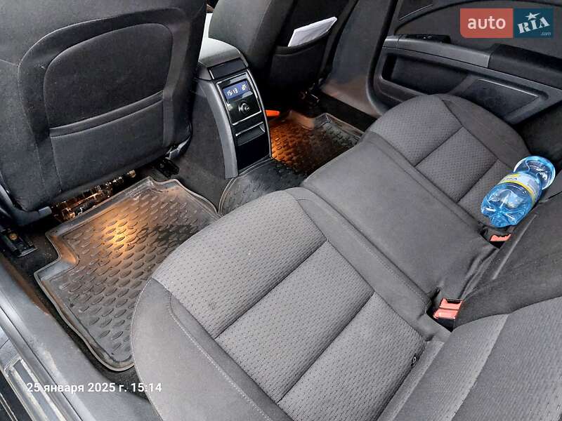 Универсал Skoda Superb 2013 в Житомире