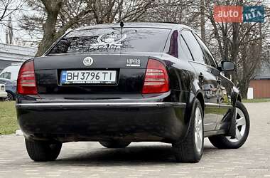 Лифтбек Skoda Superb 2003 в 