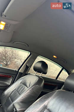 Лифтбек Skoda Superb 2002 в 