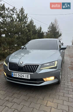 Лифтбек Skoda Superb 2018 в 