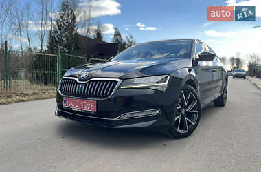 Ліфтбек Skoda Superb 2021 в Стрию