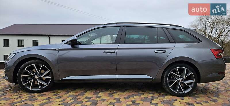 Универсал Skoda Superb 2022 в Киеве
