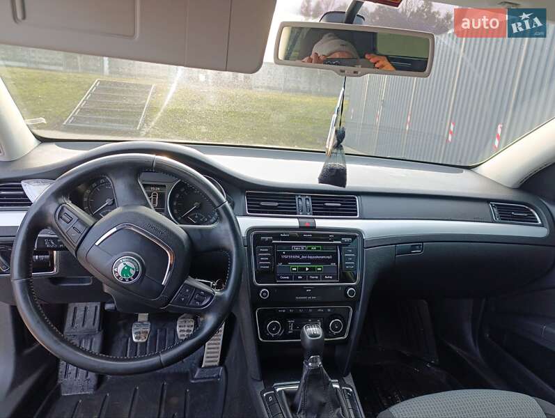 Универсал Skoda Superb 2013 в Ярмолинцах фото 54 Универсал Skoda Superb 2013 в Ярмолинцах
