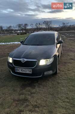 Ліфтбек Skoda Superb 2010 в Мостиській