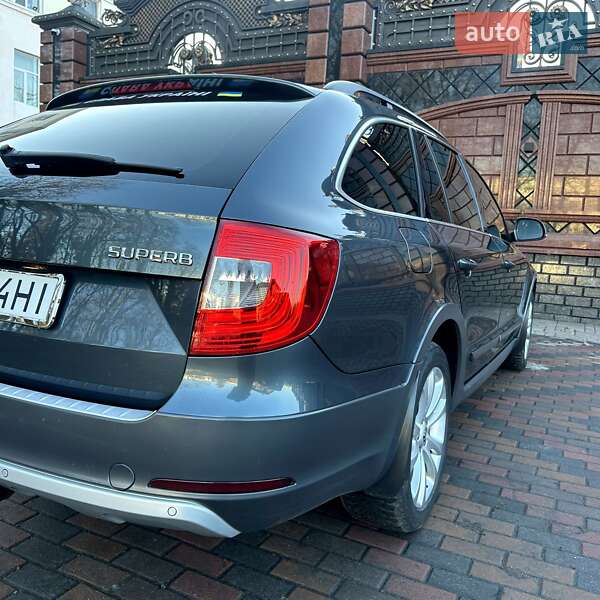 Универсал Skoda Superb 2014 в Звягеле