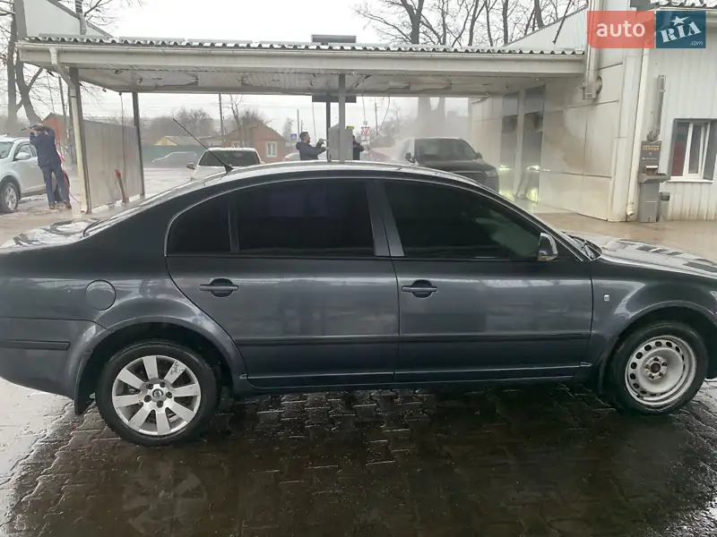 Лифтбек Skoda Superb 2008 в 