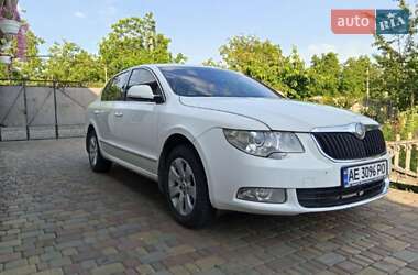 Универсал Skoda Superb 2012 в 
