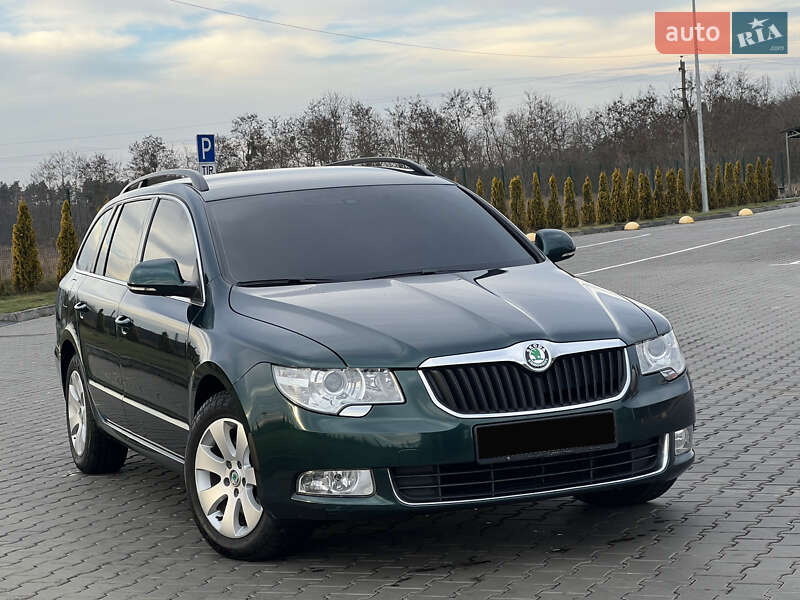 Універсал Skoda Superb 2011 в Луцьку