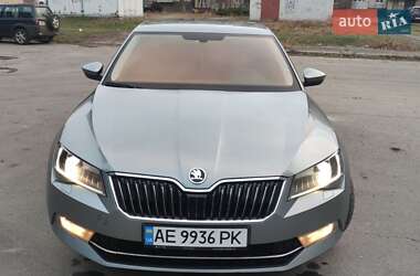 Ліфтбек Skoda Superb 2015 в Кривому Розі