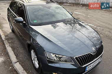 Універсал Skoda Superb 2018 в Житомирі