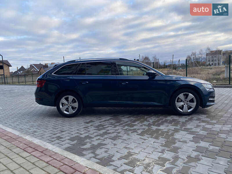 Универсал Skoda Superb 2020 в Луцке