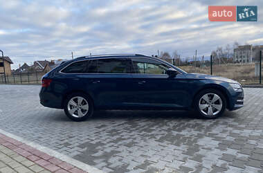 Универсал Skoda Superb 2020 в 