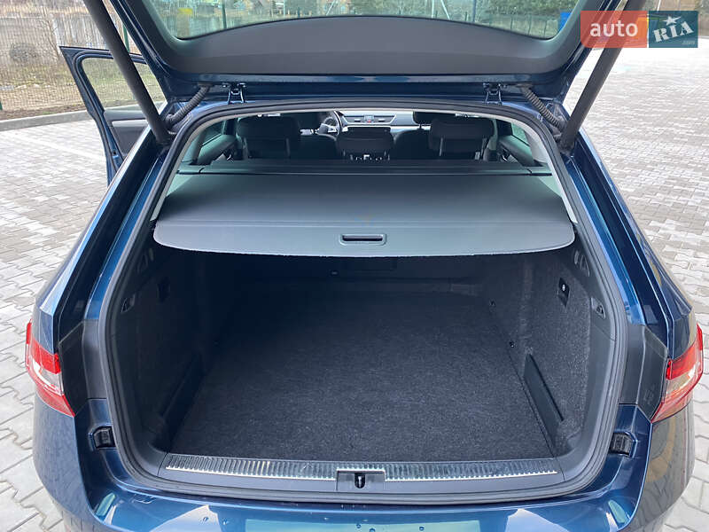 Универсал Skoda Superb 2020 в Луцке