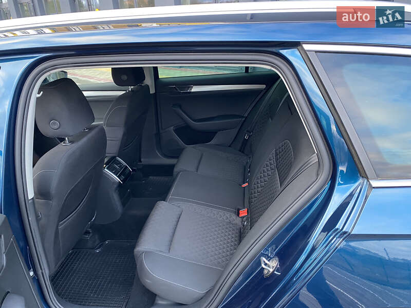 Универсал Skoda Superb 2020 в Луцке