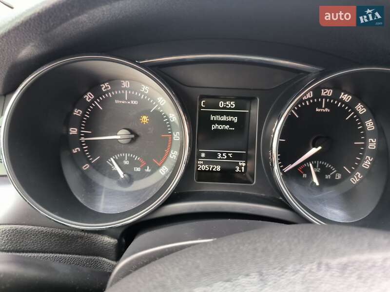 Универсал Skoda Superb 2012 в Львове