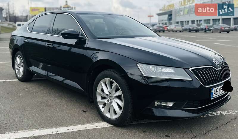 Универсал Skoda Superb 2018 в Кривом Роге
