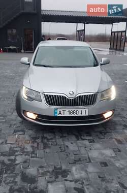 Ліфтбек Skoda Superb 2013 в Перегінське