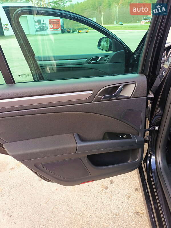 Універсал Skoda Superb 2014 в Харкові