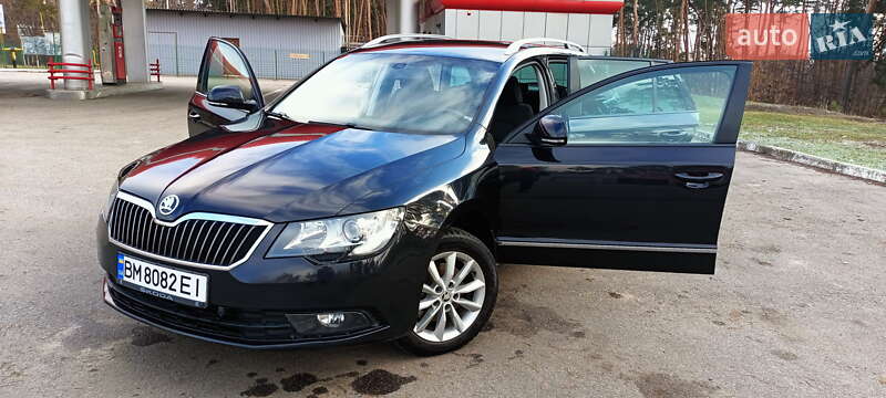Універсал Skoda Superb 2014 в Харкові