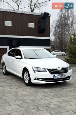 Ліфтбек Skoda Superb 2016 в Тячеві