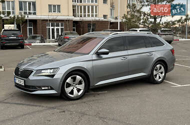 Универсал Skoda Superb 2015 в 
