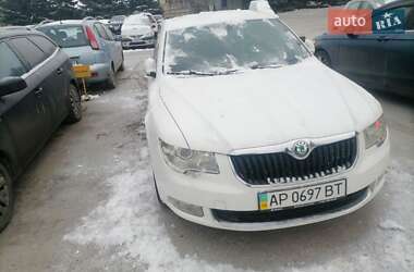 Лифтбек Skoda Superb 2010 в Запорожье