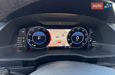 Лифтбек Skoda Superb 2019 в 