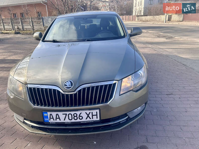 Ліфтбек Skoda Superb 2014 в Києві