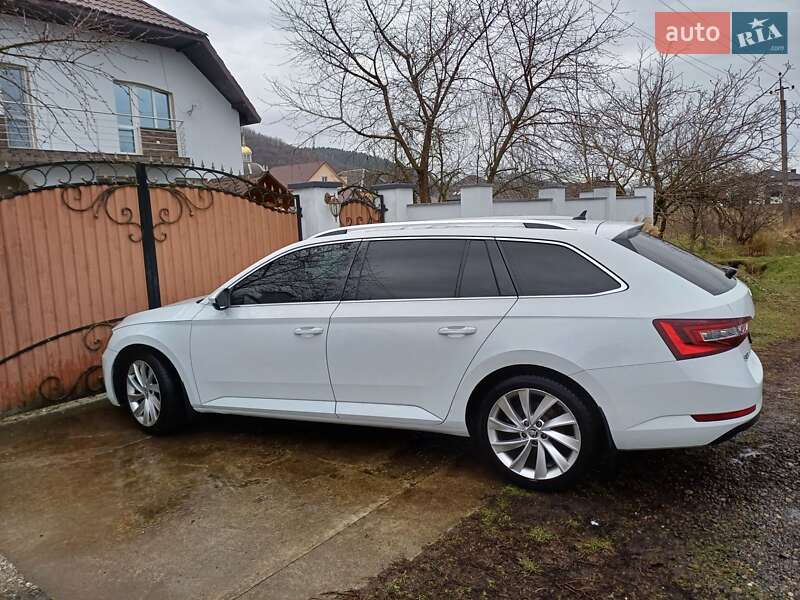 Универсал Skoda Superb 2015 в Ольховке