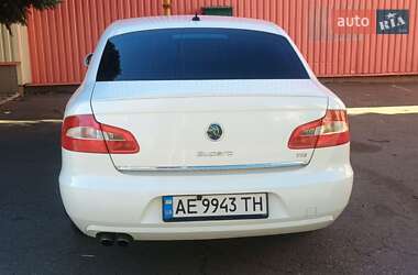 Лифтбек Skoda Superb 2009 в 